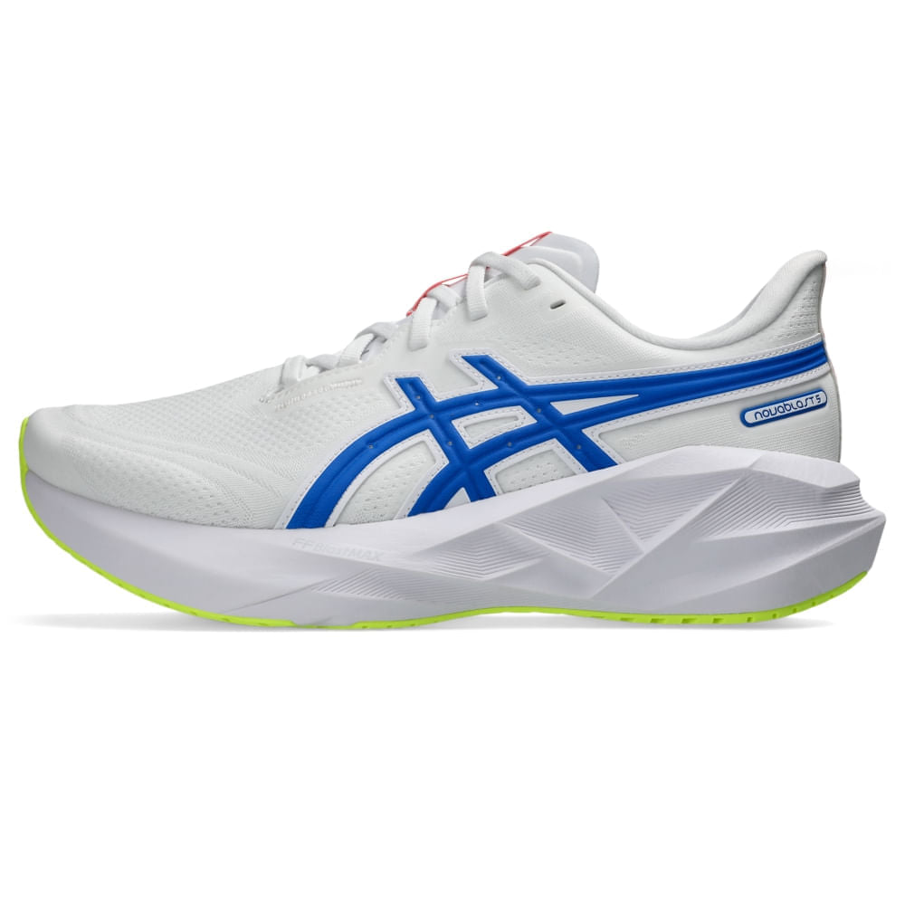 Tênis ASICS Novablast 5 Atc - Masculino - Branco/Azul vista lateral esquerda - 1011C137-100