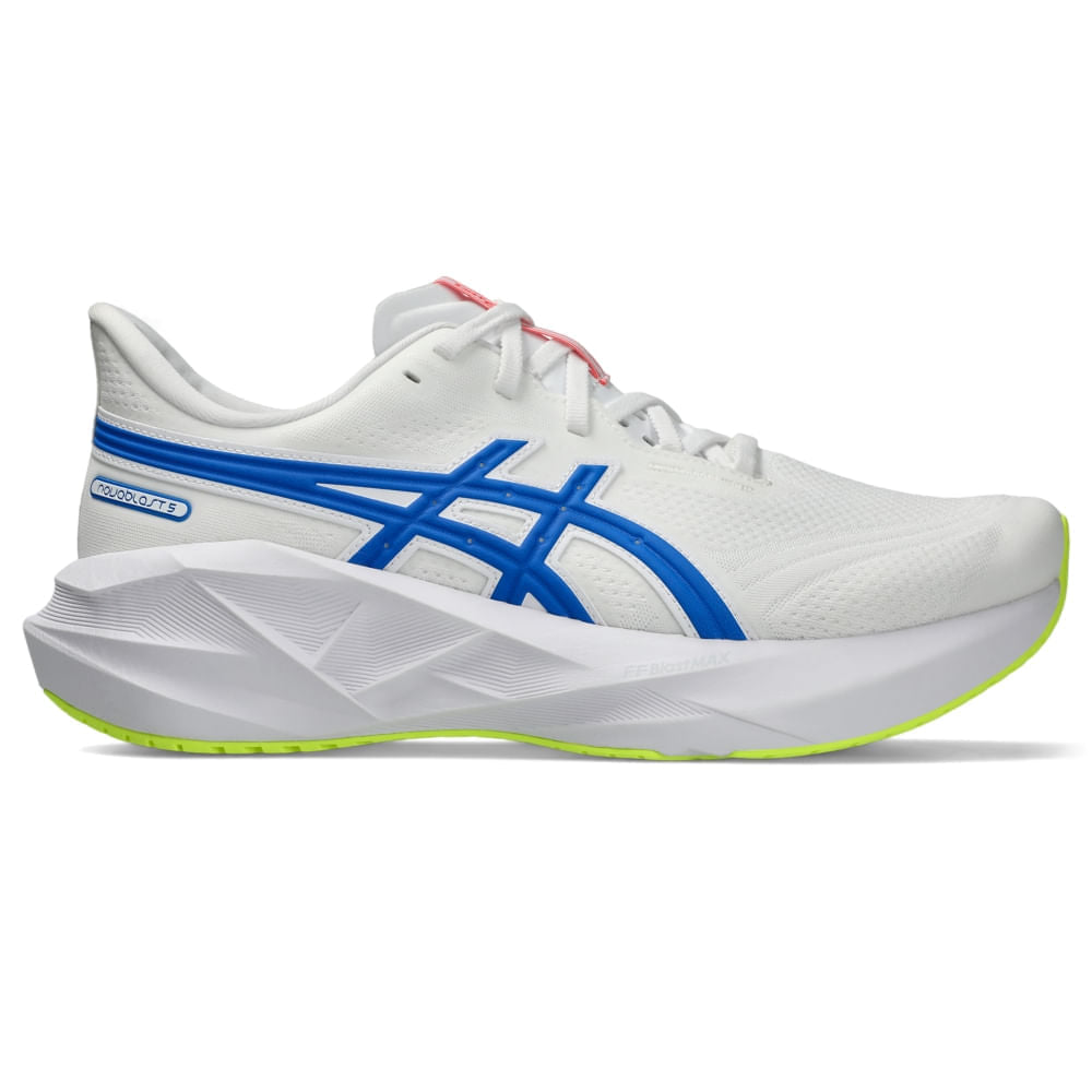 Tênis ASICS Novablast 5 Atc - Masculino - Branco/Azul vista lateral esquerda em perspectiva - 1011C137-100