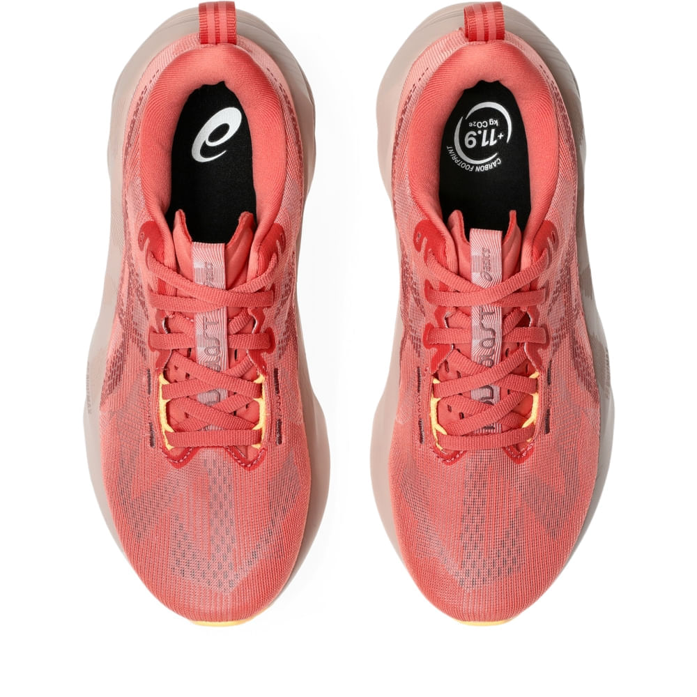 Tênis ASICS Novablast 5 - Feminino - Rosa/Roxo vista superior - 1012B765-701