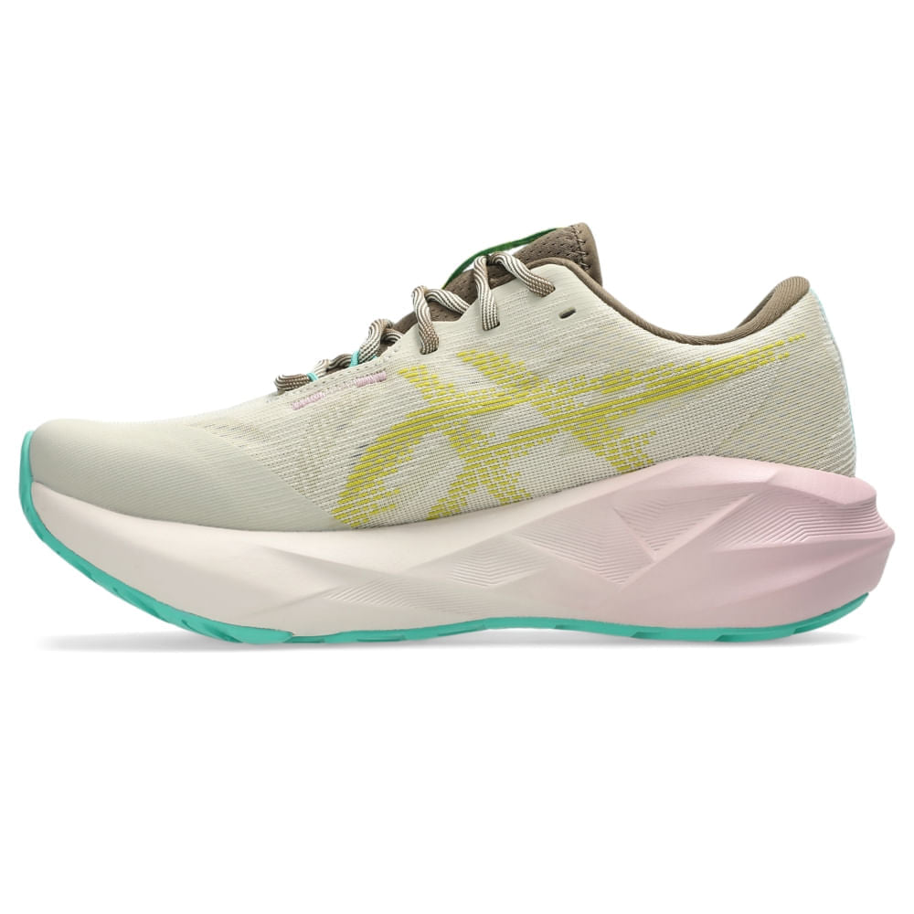 Tênis ASICS Novablast 5 TR - Feminino - Cinza/Verde vista lateral esquerda em perspectiva - 1012B983-020