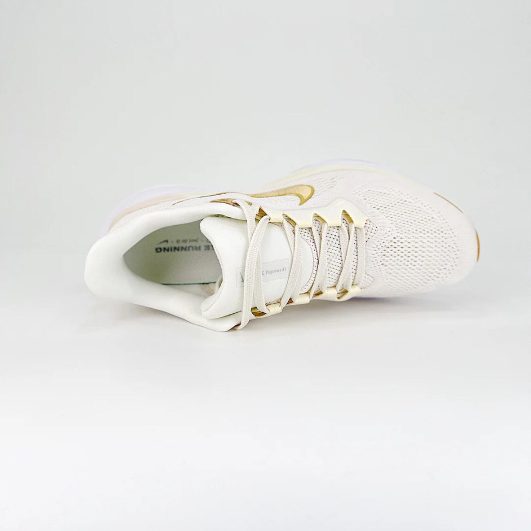 Nike Air Zoom Pegasus 41 - Bege/Dourado