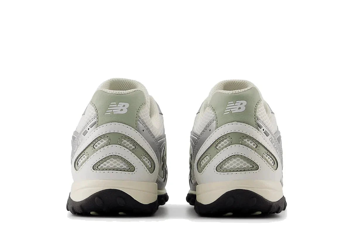 New Balance 204L Silver Metallic Sage Green Prateado - Meireles Sport