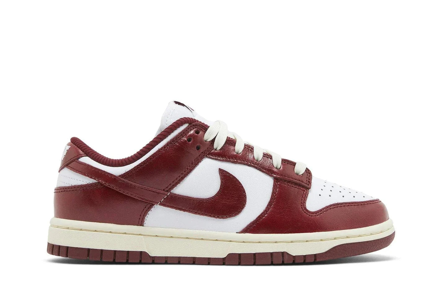 Nike Dunk Low PRM Vintage Team Red Vermelho - Meireles Sport