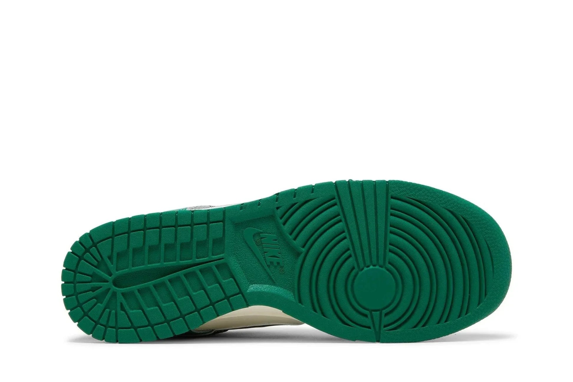 Nike Dunk Low SE Lottery Verde - Meireles Sport