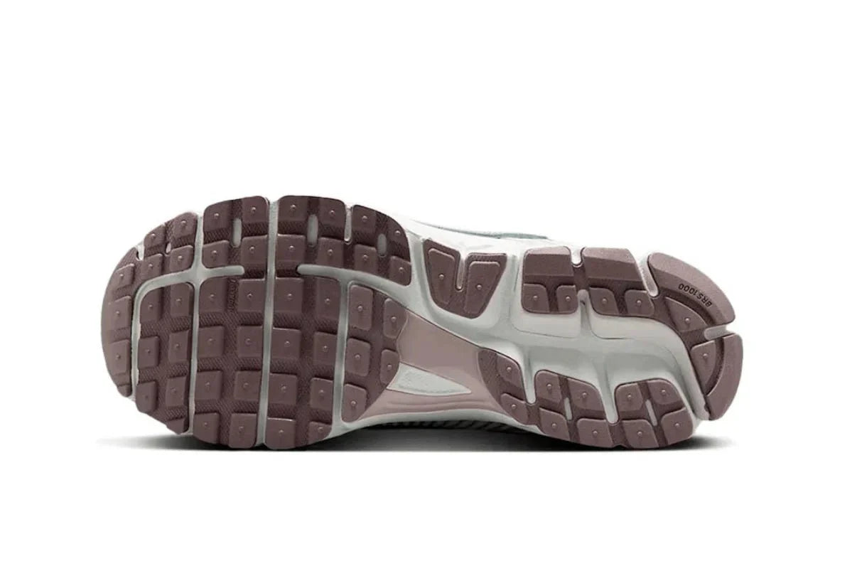 Nike Zoom Vomero 5 Metallic Silver Platinum Violet Prateado/Violeta - Meireles Sport